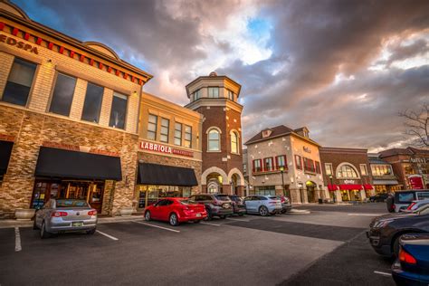 oakbrook area cheap things to do